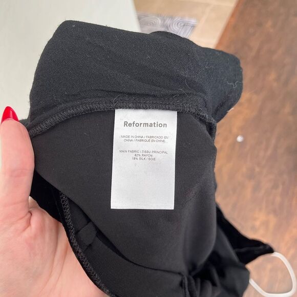 Reformation Wes Velvet Wide Leg Pants Black Size 6 - Picture 6 of 6